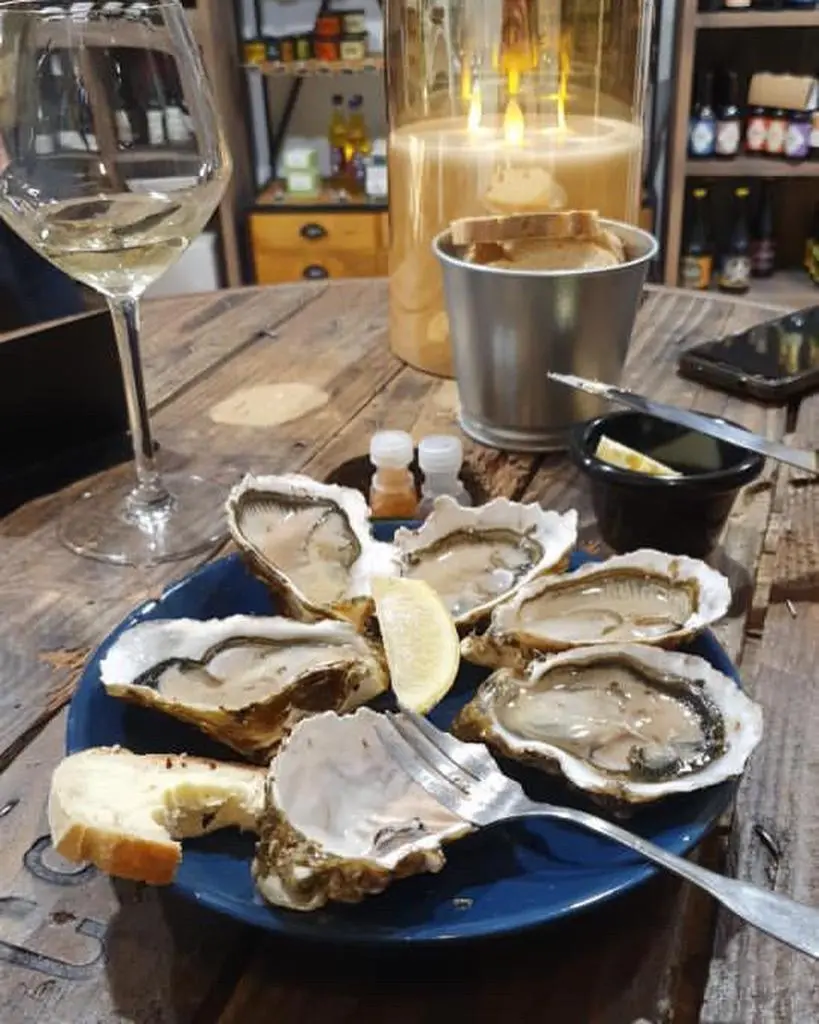 Photo d'une soirée dégustation d'huîtres chez Jeanine & Gisèle